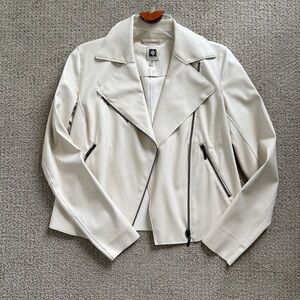 Gorgeous Ann Klein Jacket